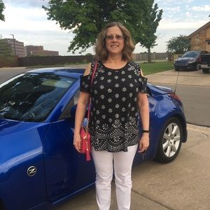 Meet your Posher, Lori